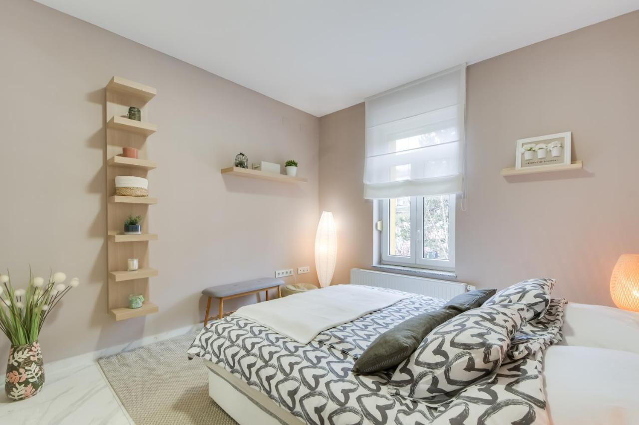 Apartman Noa, Zagrebアパートメント エクステリア 写真