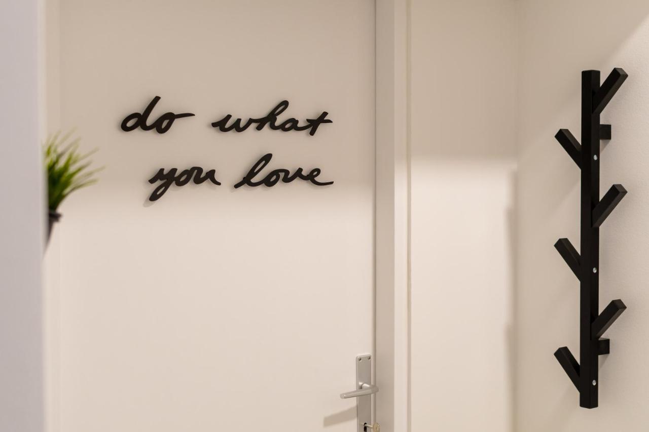 Apartman Noa, Zagrebアパートメント エクステリア 写真
