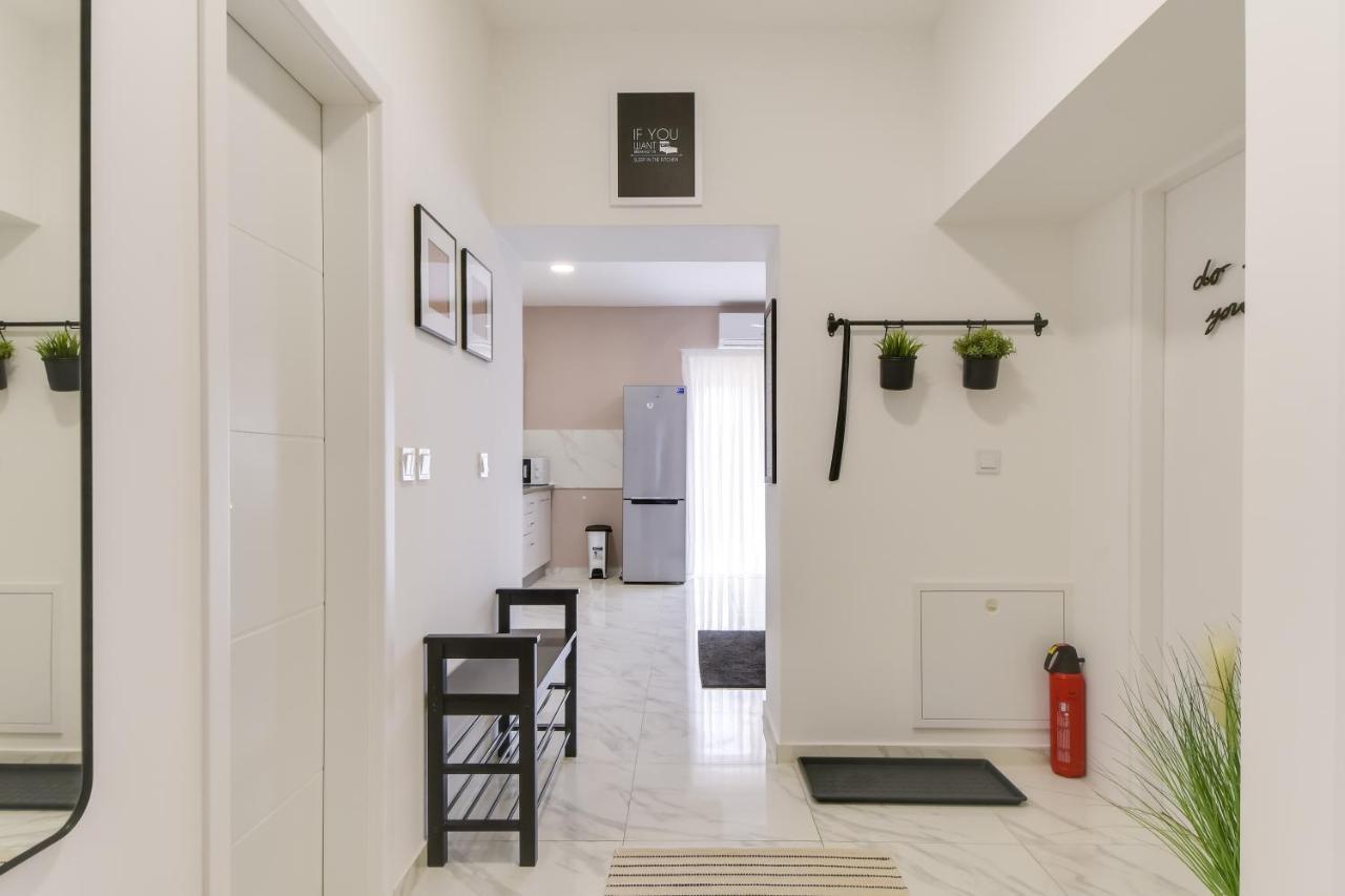 Apartman Noa, Zagrebアパートメント エクステリア 写真